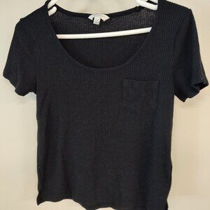 Ladies LUCKY BRAND Black T-Shirt - Ribbed Stretchy Material - Size XSmall - EUC